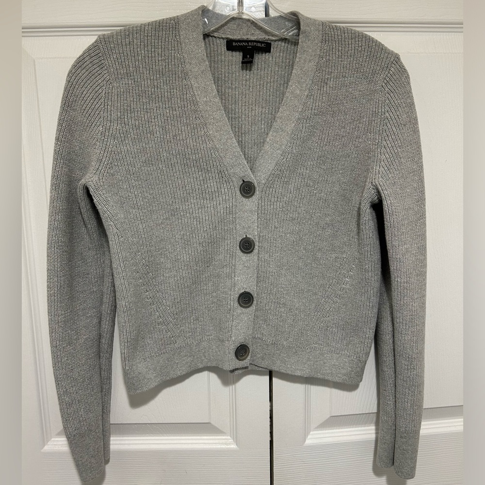 Banana Republic Gray Cardigan Sweater; Women’s size S